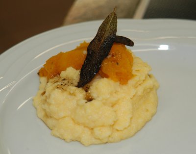 Polenta mit Kürbis und Salbeibutter