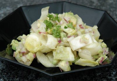 Chicorée-Salat mit Avocados