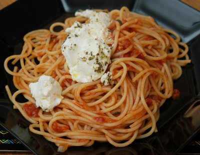 Spaghetti mit Ricotta