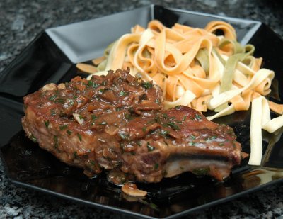 Kalbskoteletts mit Steinpilzsauce