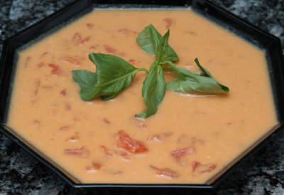 Pikante Kürbis- Tomatensuppe